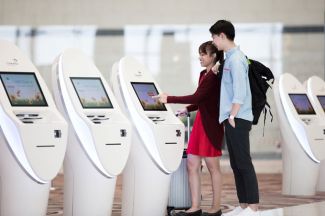Sân bay ở Singapore đưa vào hệ thống làm thủ tục tự động