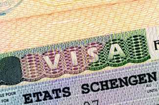 Từ tháng 2, du lịch châu Âu có thể làm visa trước 6 tháng