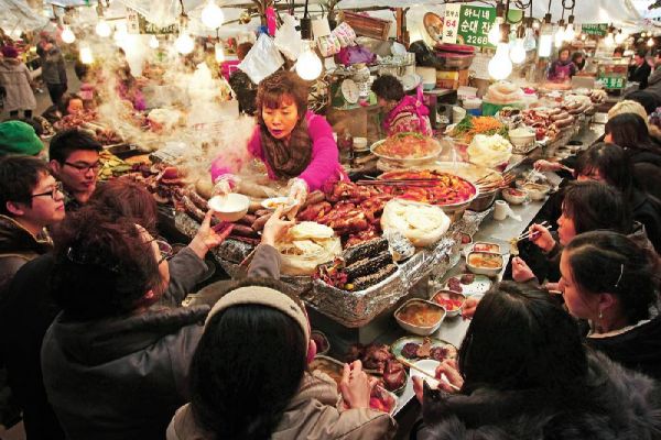 Khám phá 4 địa chỉ ẩm thực đường phố ở Seoul
