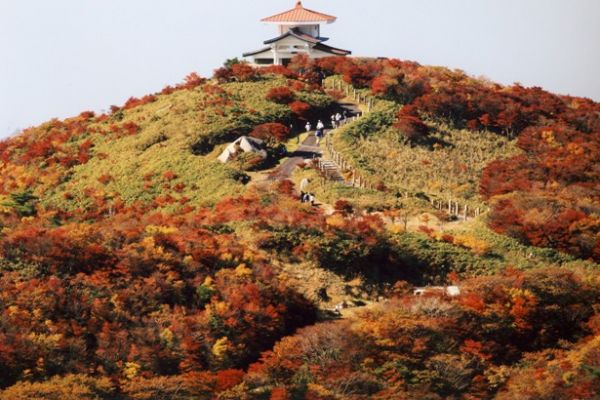 Những Ngọn Núi Đẹp Nhất Vào Mùa Thu Nhật Bản