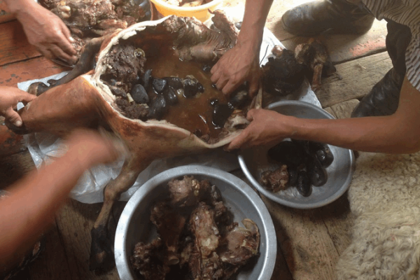 Khám phá ẩm thực du mục đặc sắc ở Mông Cổ