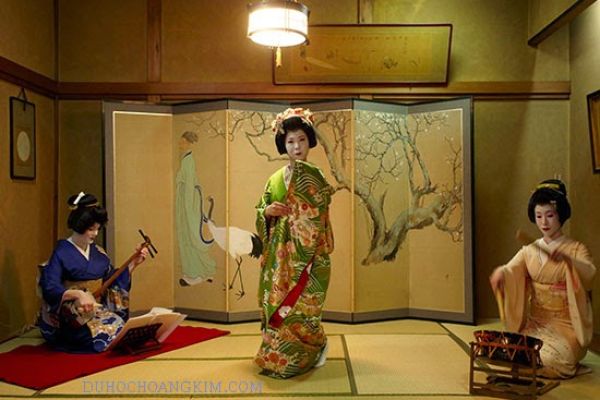 Những Điều Bất Ngờ Thú Vị Về Geisha Nhật Bản