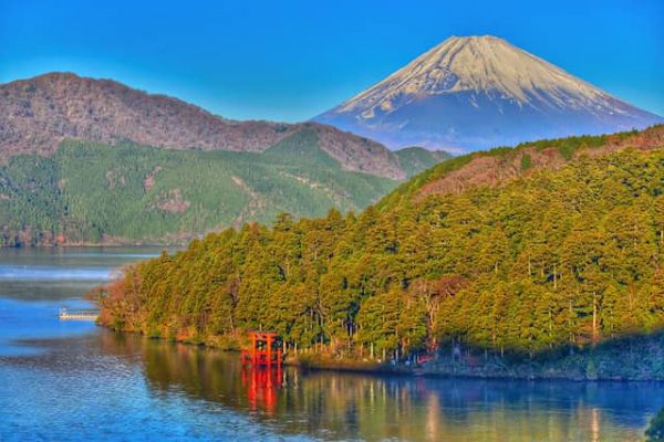 Hồ Ashi Mùa Thu - Nét Đẹp Chấm Phá Bên Núi Phú Sĩ