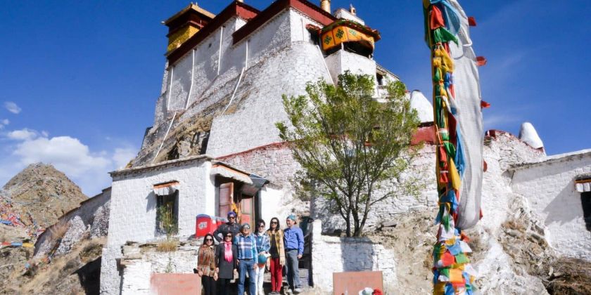 Tour Tây Tạng: Khám Phá Nóc Nhà Thế Giới