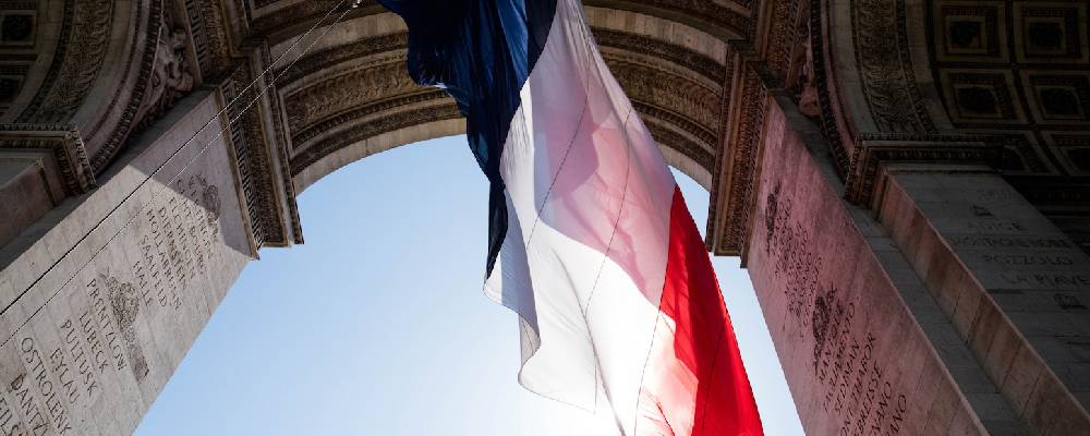 Bắt đầu từ tháng 6 nước Pháp mở của đón chào du khách ảnh 2