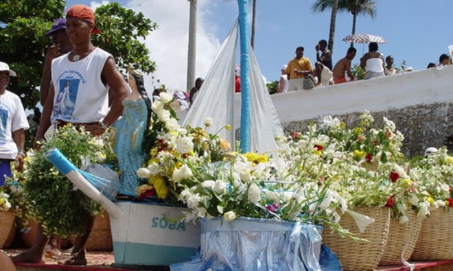Brazil: Cúng tế nữ thần biển